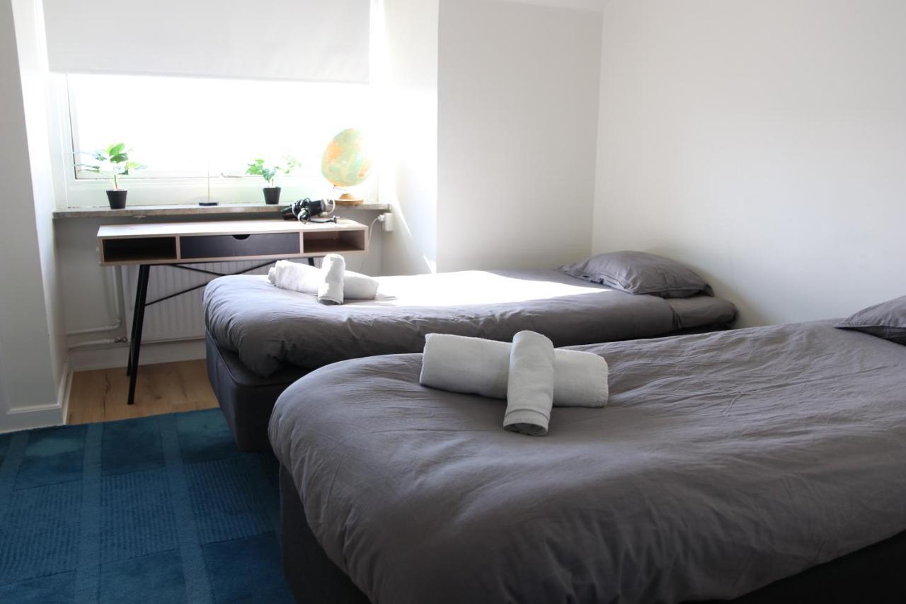 Alyhr Apartments VBY الغرفة الصورة